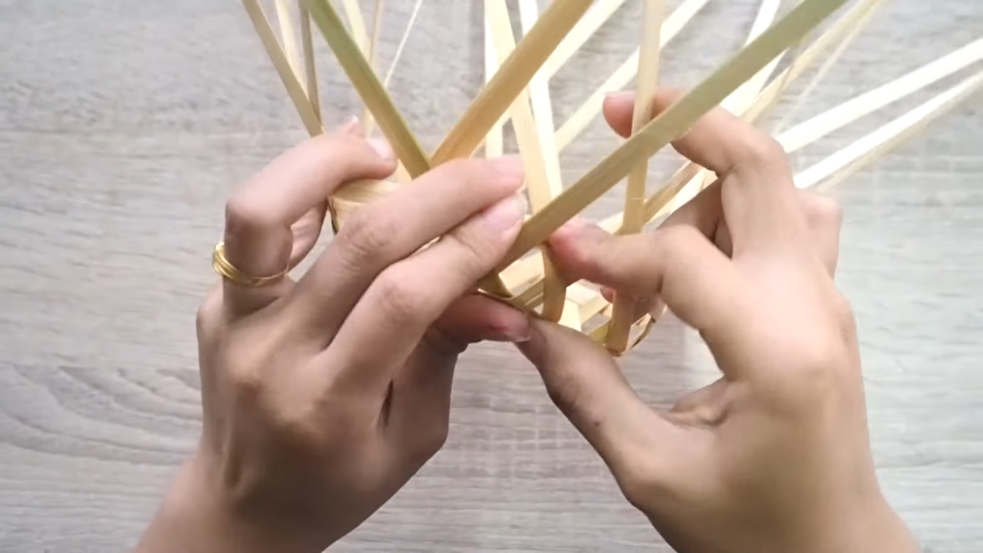 Hướng Dẫn Đan Giỏ Đựng Đồ Handmade