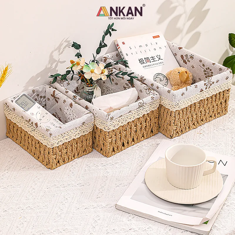 Đặt giỏ mây ở nơi khô ráo, thoáng mát để giữ được màu sắc tự nhiên.