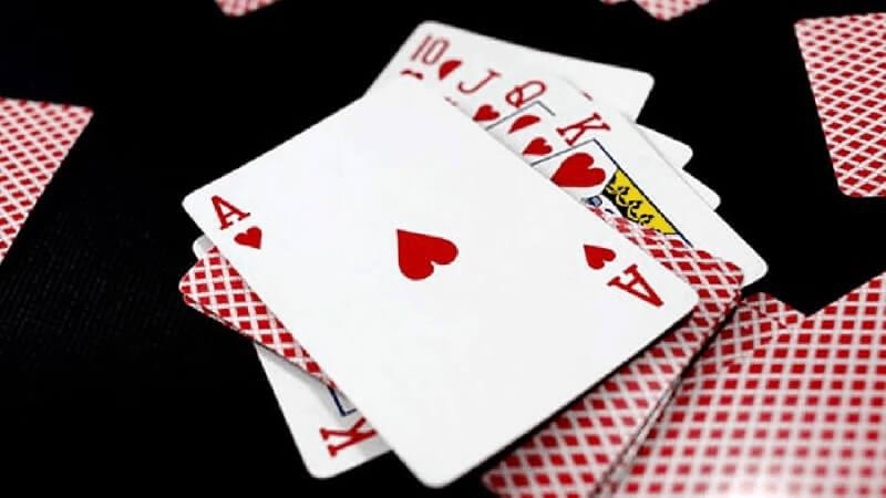 Các chiến lược xả bài hiệu quả trong game Sâm Lốc Sunwin từ cao thủ